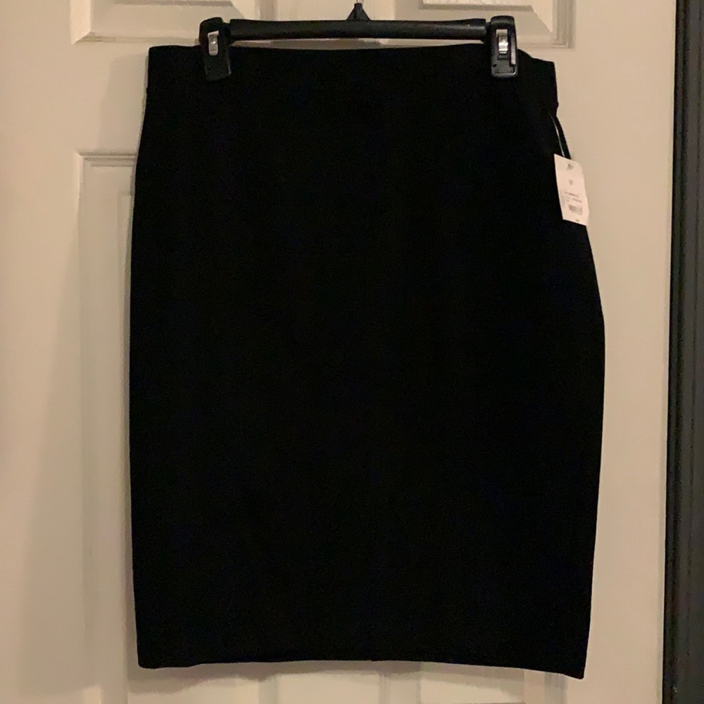 Pencil skirt black NWT size m